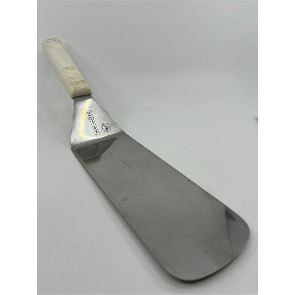 Mundial Spatula 5683 NT Made in Brazil Large Flipper Worn Handle